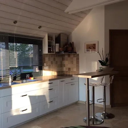 בית נופש Ancien Fournil Cosy Avec Piscine Couverte, Parc Verdoyant Et Sauna, A 30 Mn Du Mans - Fr-1-410-432 Vivoin