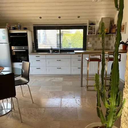 בית נופש Ancien Fournil Cosy Avec Piscine Couverte, Parc Verdoyant Et Sauna, A 30 Mn Du Mans - Fr-1-410-432