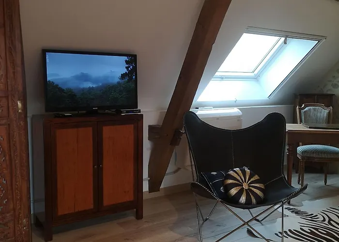 Ancien Fournil Cosy Avec Piscine Couverte, Parc Verdoyant Et Sauna, A 30 Mn Du Mans - Fr-1-410-432 Vivoin